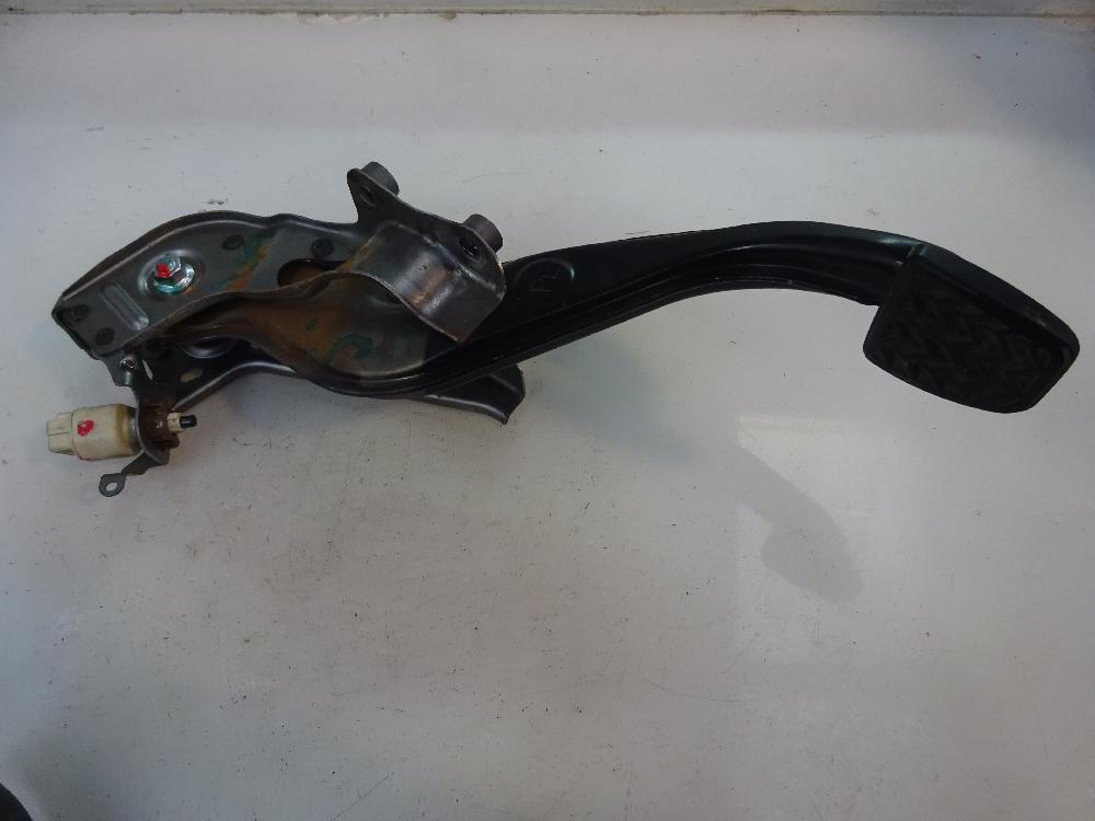 PEDAL FRENO TOYOTA YARIS 1.0 MT 69CV