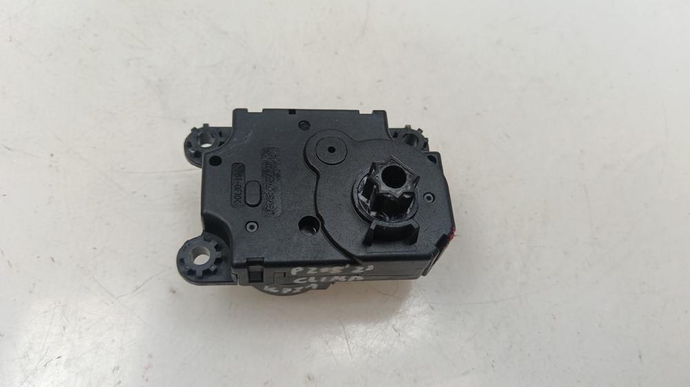 MOTOR APERTURA TRAMPILLAS CLIMATIZADOR PEUGEOT 208 1.5 MT 102CV | 75KW