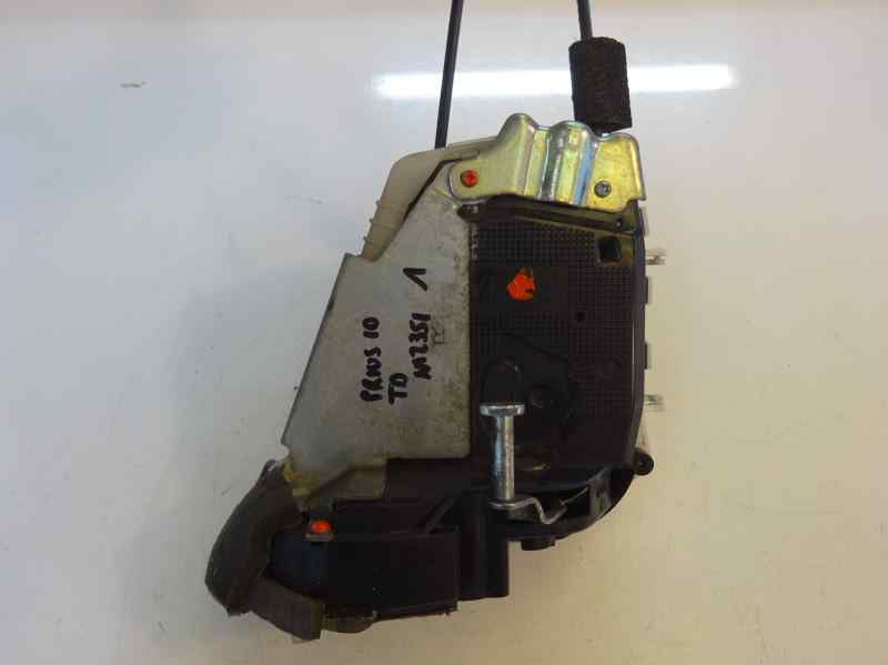 CERRADURA PUERTA TRASERA DERECHA TOYOTA PRIUS 1.8CVT 99CV