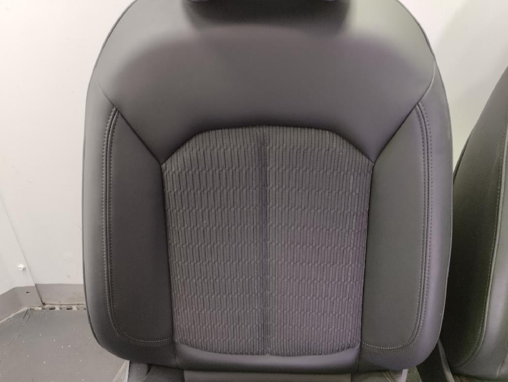 JUEGO ASIENTOS COMPLETO AUDI A3 1.5 MT 150CV | 110KW