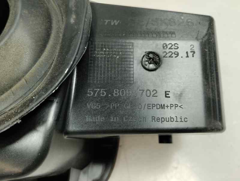 TAPA EXTERIOR COMBUSTIBLE SEAT ATECA 2.0 TDI MT 4DRIVE 150CV