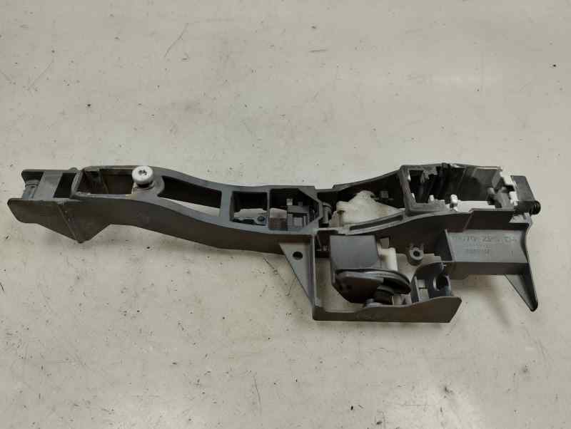 SOPORTE MANETA EXTERIOR DELANTERA DERECHA DS 3 1.2 MT 110CV | 81KW