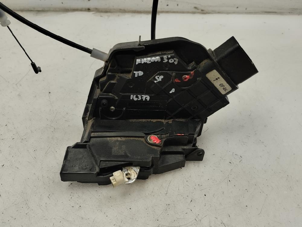 CERRADURA PUERTA TRASERA DERECHA MAZDA 3 1.6 CITD MT 109CV