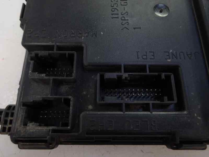 CAJA RELES FUSIBLES CITROEN XSARA 1.9 D MT 71CV