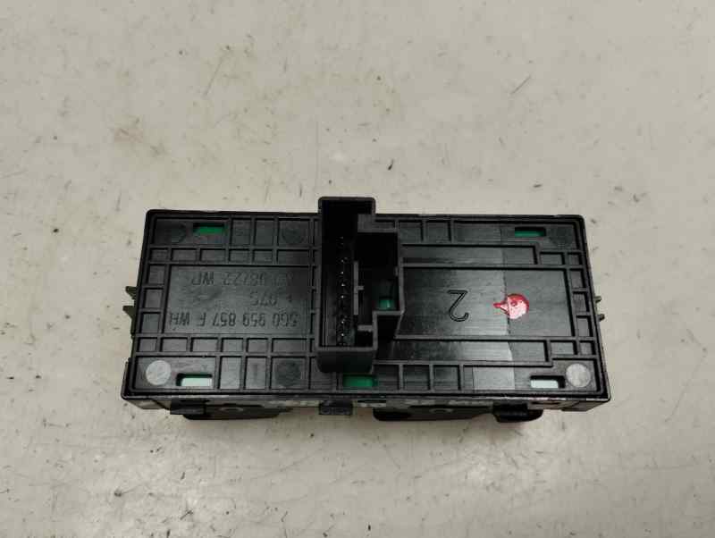 MANDO ELEVALUNAS DELANTERO IZQUIERDO SEAT ARONA 1.0 AMT 110CV | 81KW