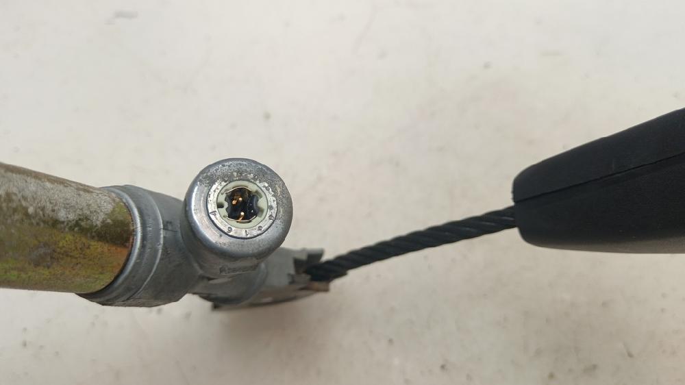 ANCLAJE CINTURON DELANTERO DERECHO RENAULT CLIO 1.2 MT 75CV