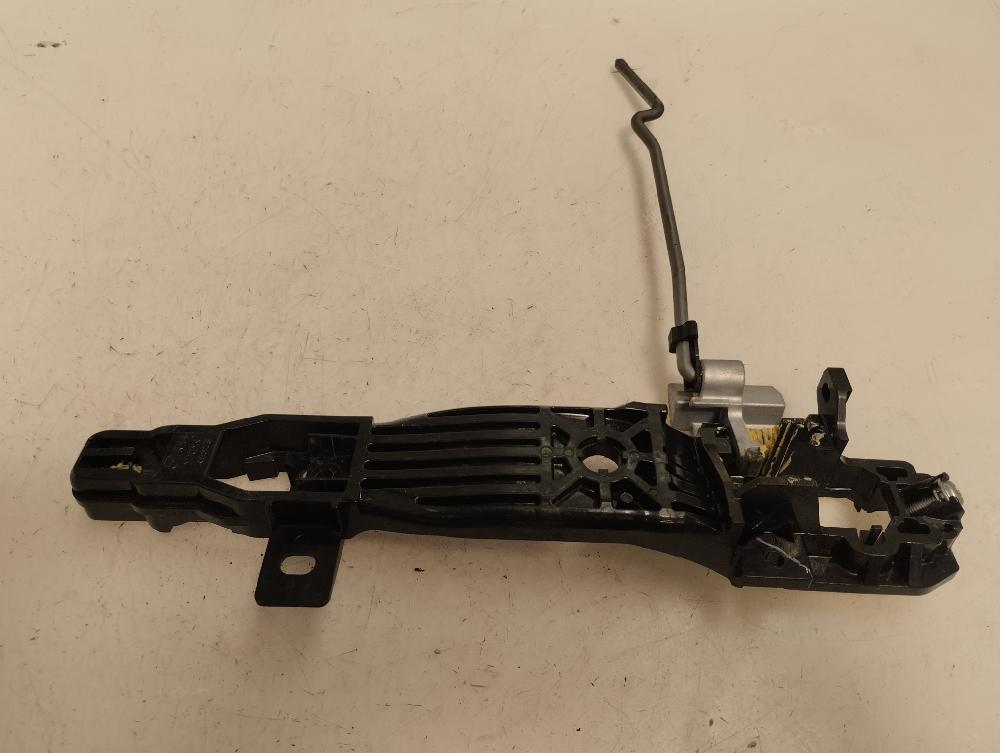 SOPORTE MANETA EXTERIOR PUERTA TRASERA DERECHA MAZDA 3 2.2 CITD MT 150CV