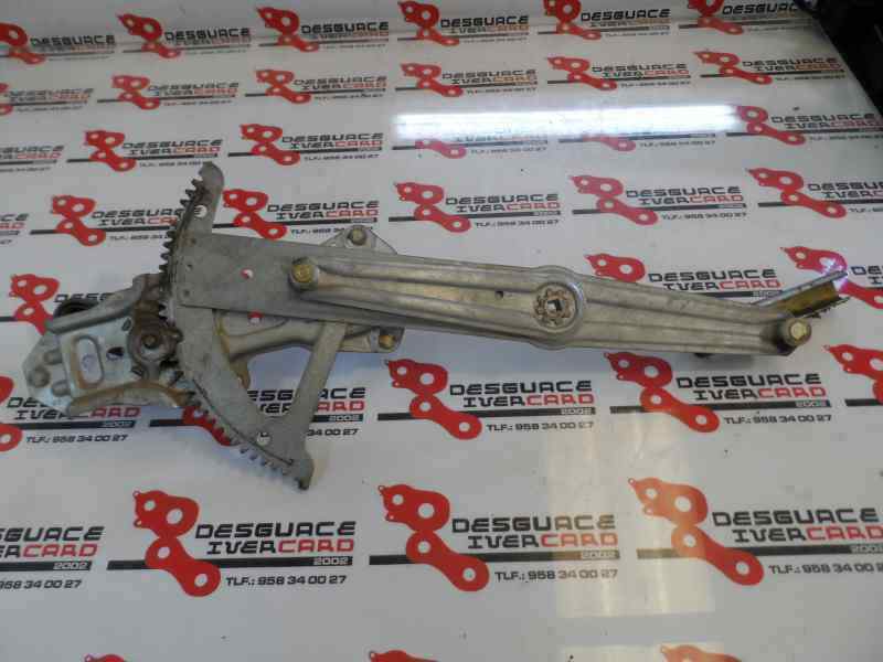 ELEVALUNAS TRASERO IZQUIERDO PEUGEOT 205 1.8 TD MT 58CV