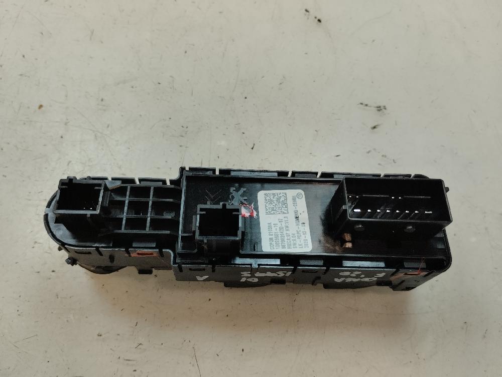 MANDO ELEVALUNAS DELANTERO IZQUIERDO OPEL CORSA 2020 1.2 MT 100CV | 74KW