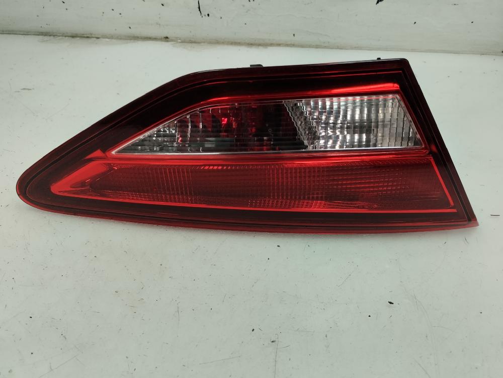 PILOTO TRASERO IZQUIERDO INTERIOR SEAT LEON 1.6 TDI MT 105CV