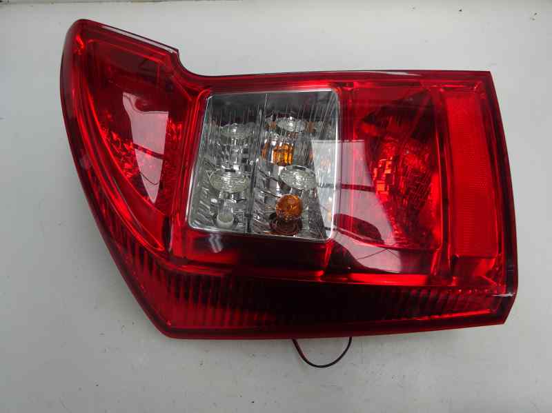 PILOTO TRASERO IZQUIERDO KIA CARENS 2.0 CRDI MT 111CV
