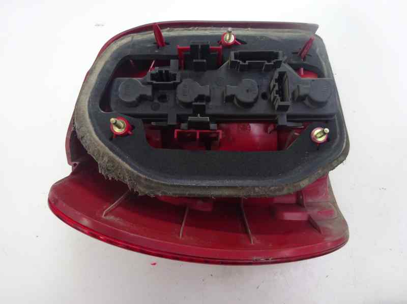PILOTO TRASERO DERECHO VOLKSWAGEN POLO 1.4 MT 75CV