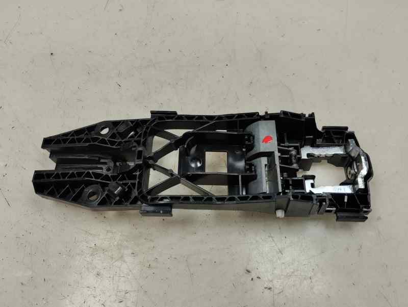 SOPORTE MANETA EXTERIOR DELANTERA IZQUIERDA SEAT ARONA 1.0 AMT 110CV | 81KW