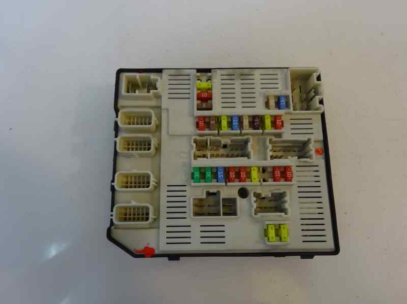 CAJA RELES FUSIBLES RENAULT MEGANE 2010 1.5 DCI MT 106CV