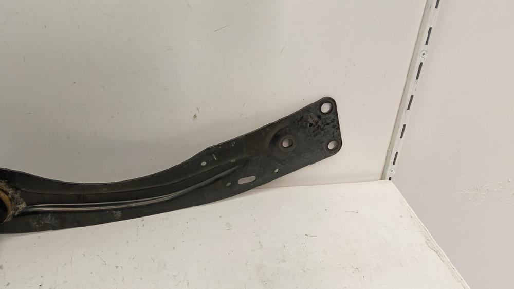 BRAZO SUSPENSION INFERIOR TRASERO IZQUIERDO FORD KUGA 1.5 MT 120CV