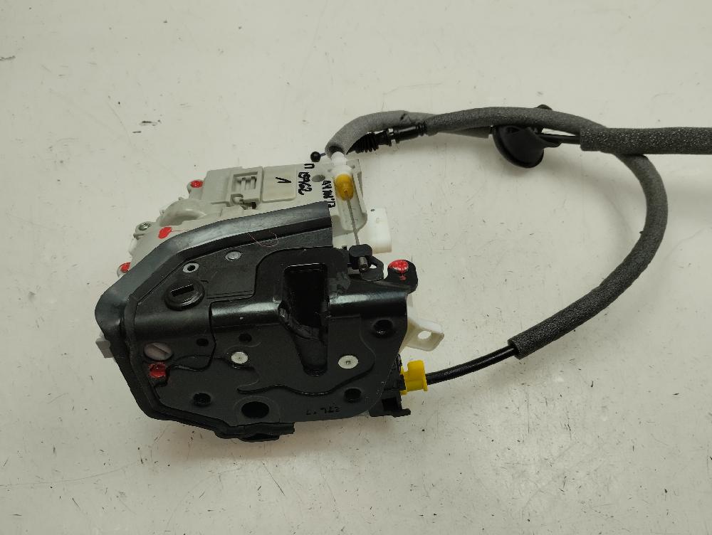 CERRADURA PUERTA TRASERA IZQUIERDA AUDI A4 2017 2.0 AMT 150CV | 110KW