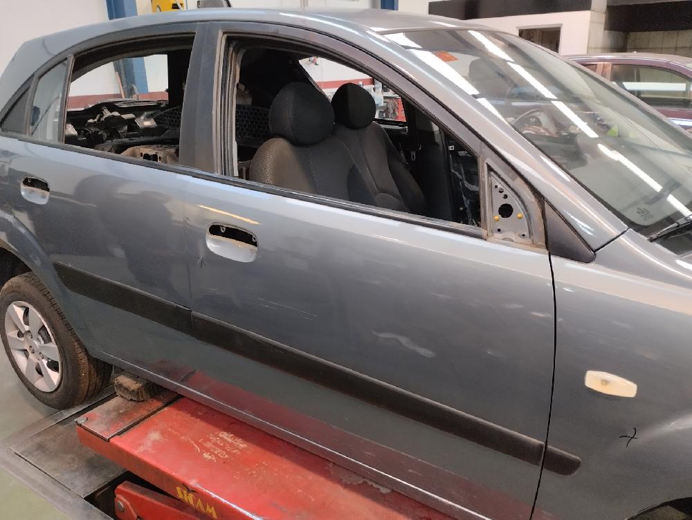 PUERTA DELANTERA DERECHA KIA RIO 1.5 CRDI MT 110CV