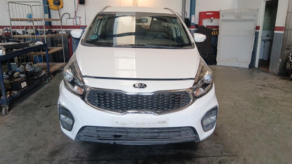 KIA CARENS 2013 1.6 MT 135CV | 99KW