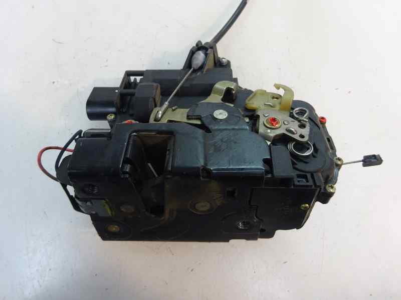 CERRADURA PUERTA DELANTERA DERECHA VOLKSWAGEN GOLF 1.9 TDI MT 100CV