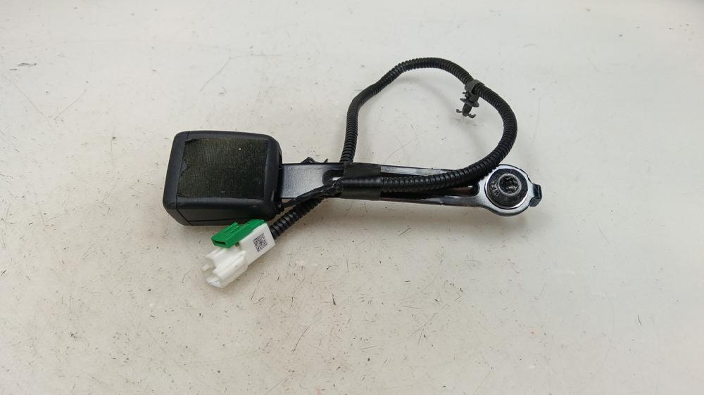 ANCLAJE CINTURON DELANTERO IZQUIERDO HYUNDAI I20 1.0 AMT 100CV | 74KW