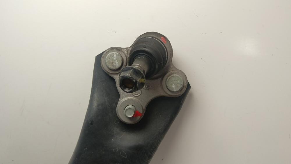 BRAZO SUSPENSION INFERIOR DELANTERO IZQUIERDO KIA CEED 1.6 CRDI DCT 136CV