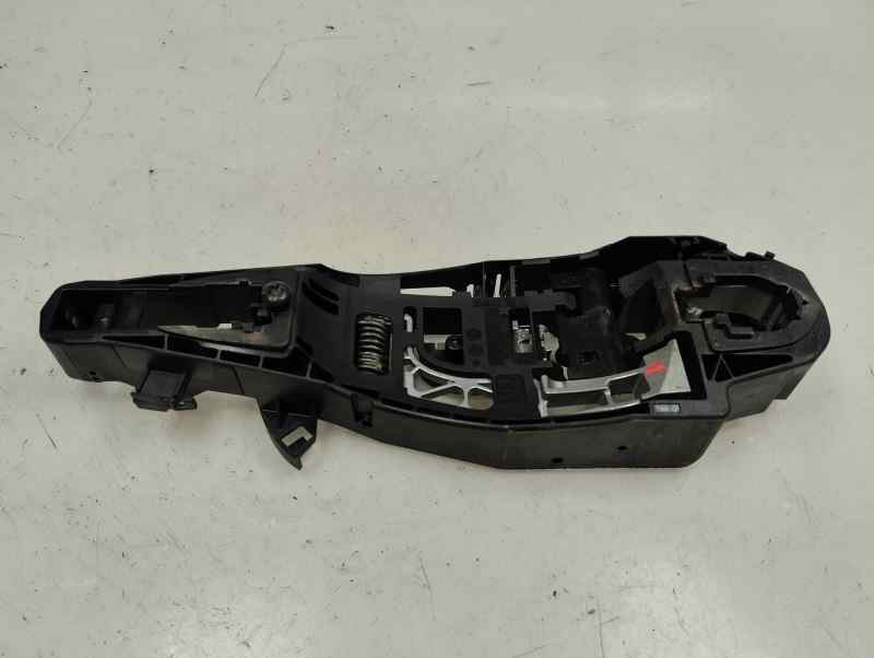 SOPORTE MANETA EXTERIOR PUERTA TRASERA IZQUIERDA OPEL MOKKA 1.2 MT 130CV | 96KW