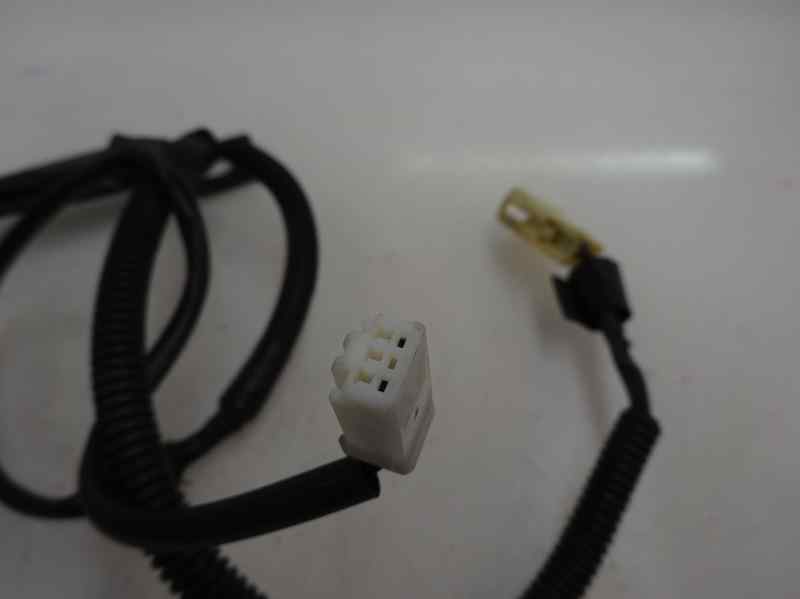 ANCLAJE CINTURON DELANTERO DERECHO TOYOTA YARIS 1.0 MT 69CV