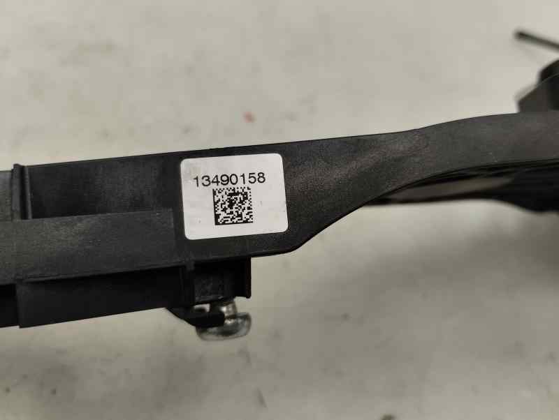 SOPORTE MANETA EXTERIOR PUERTA TRASERA DERECHA OPEL CORSA 1.4 MT 90CV | 66KW