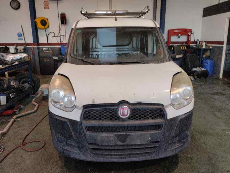CERRADURA PUERTA DELANTERA DERECHA FIAT DOBLO 2015 1.3 MT 90CV | 66KW