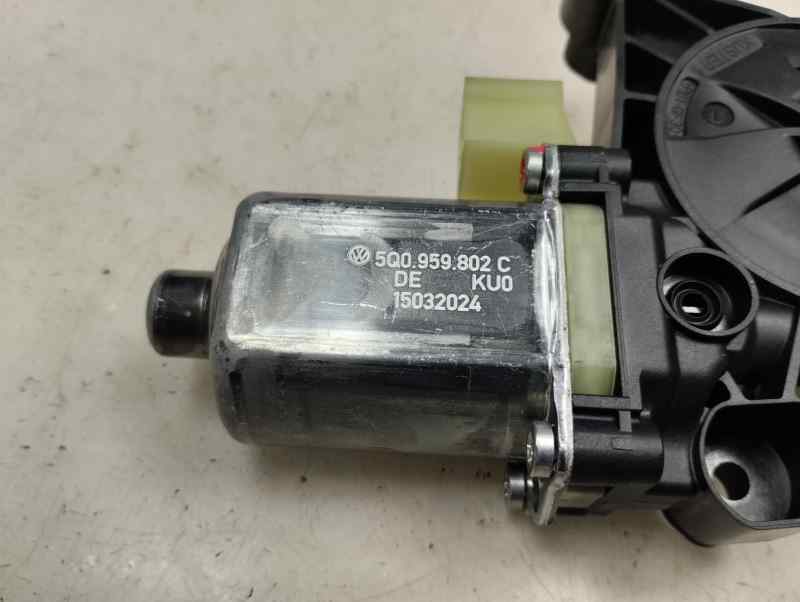 MOTOR ELEVALUNAS DELANTERO DERECHO SEAT LEON 1.0 115CV MT