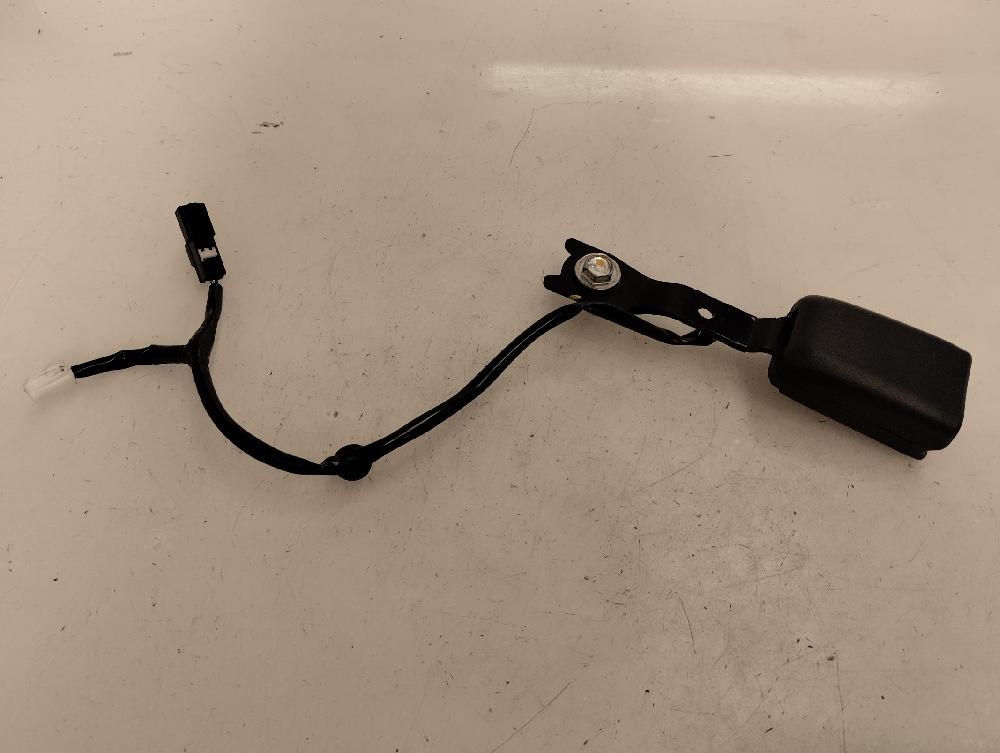 ANCLAJE CINTURON DELANTERO DERECHO MITSUBISHI SPACE STAR 1.2 MT 80CV | 59KW