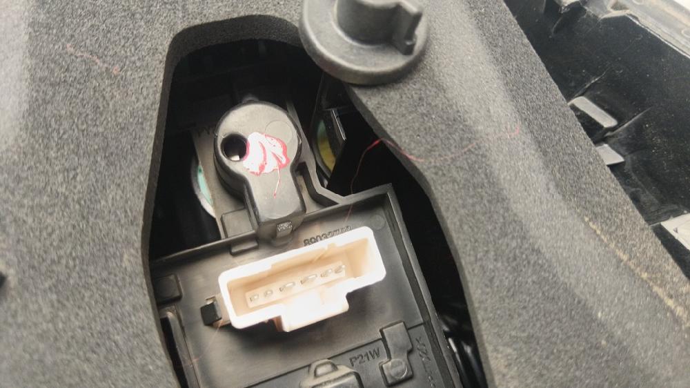 PILOTO TRASERO IZQUIERDO CITROEN C5 2.0 MT 140CV | 103KW