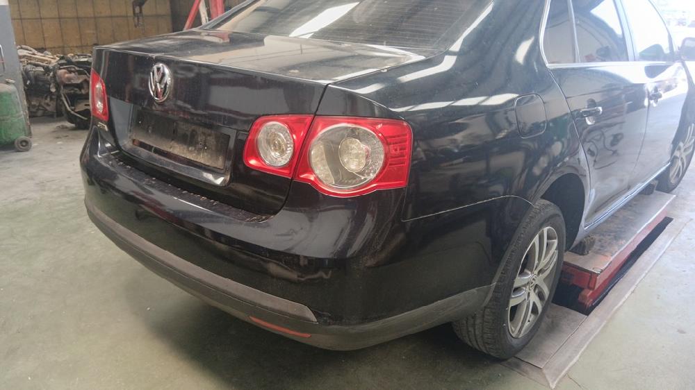 TRANSMISION DELANTERA DERECHA VOLKSWAGEN JETTA 2010 1.6 TDI MT 105CV