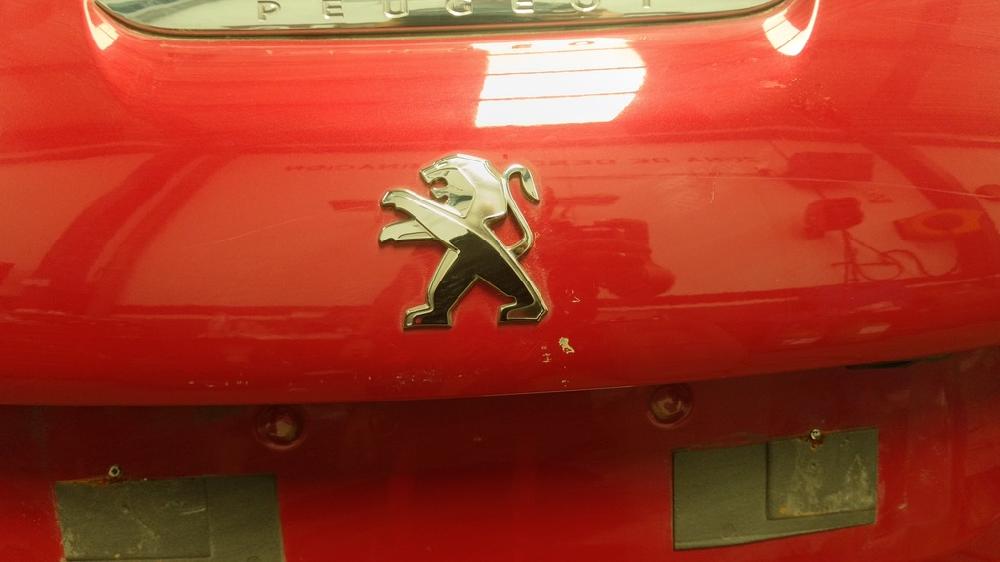 PORTON TRASERO PEUGEOT 208 2015 1.2 VTI ETG 82CV