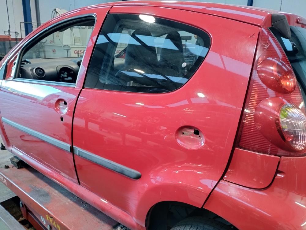 PUERTA TRASERA IZQUIERDA PEUGEOT 107 1.0 MT 68CV | 50KW