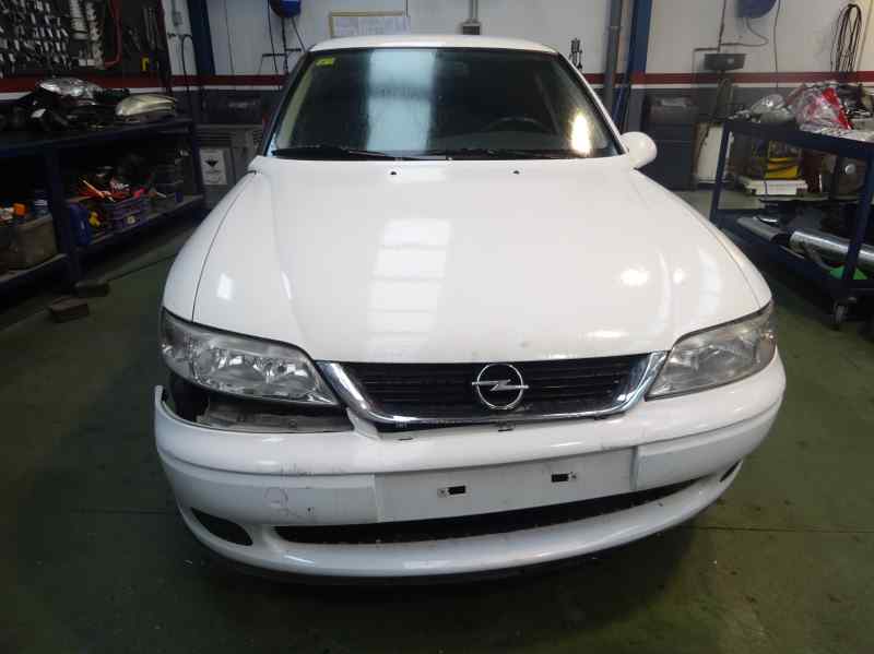 FARO DERECHO OPEL VECTRA 1999 1.6 MT 101CV