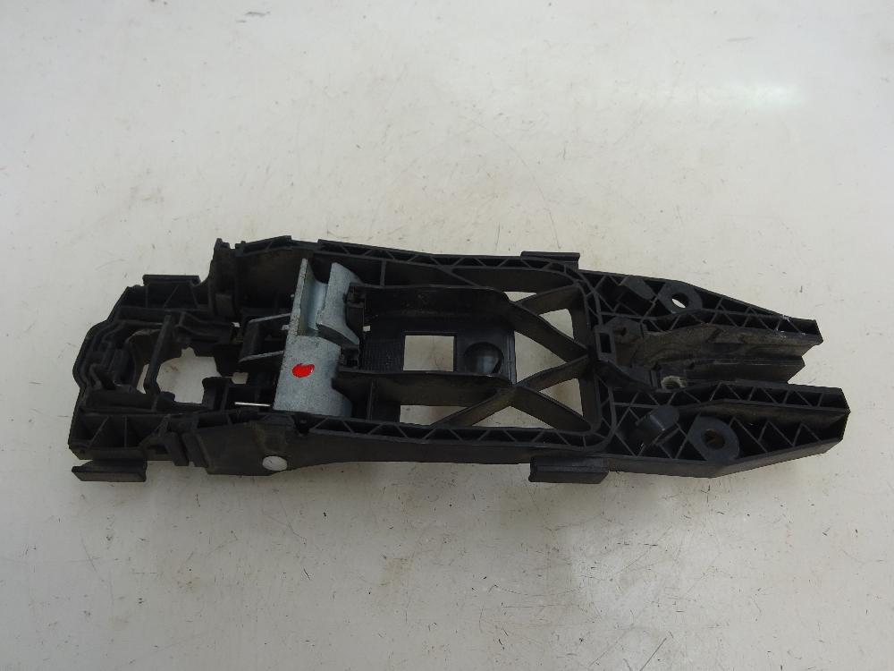 SOPORTE MANETA EXTERIOR DELANTERA DERECHA SEAT IBIZA 1.6 TDI MT 90CV