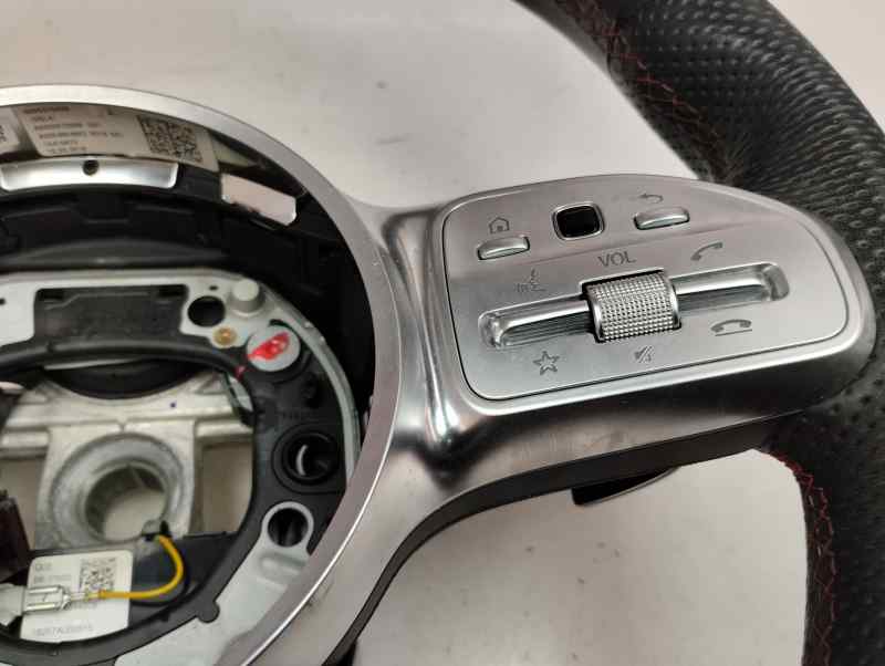 VOLANTE MERCEDES BENZ CLA 2018 1.5 180 D MT 116CV