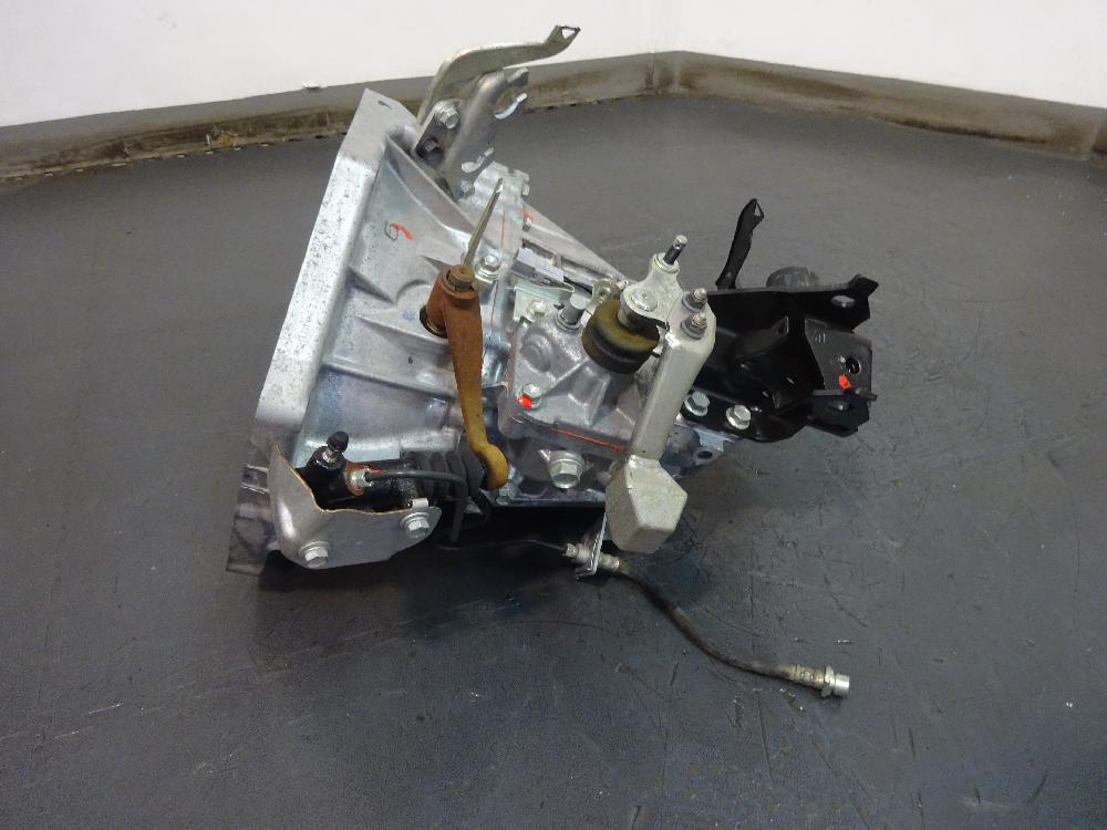 CAJA CAMBIOS TOYOTA YARIS 1.0 MT 69CV