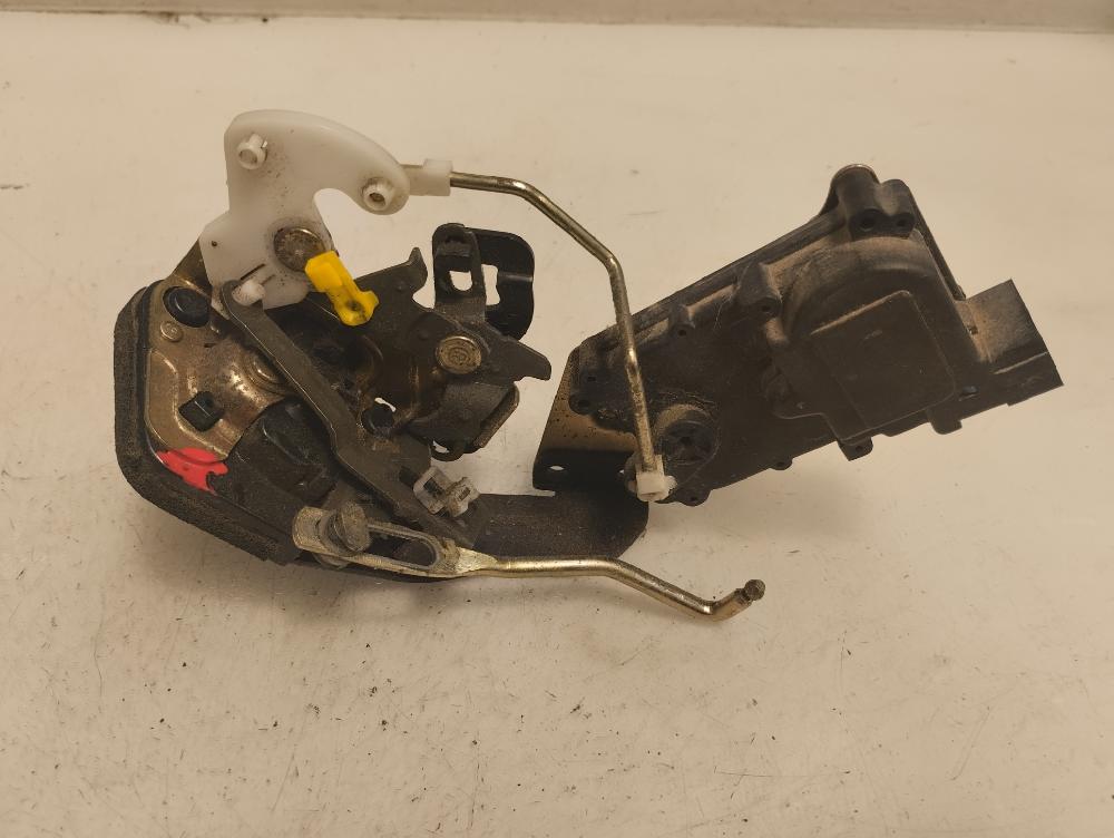 CERRADURA PUERTA TRASERA DERECHA HYUNDAI ACCENT 2005 1.3 MT 86CV | 63KW