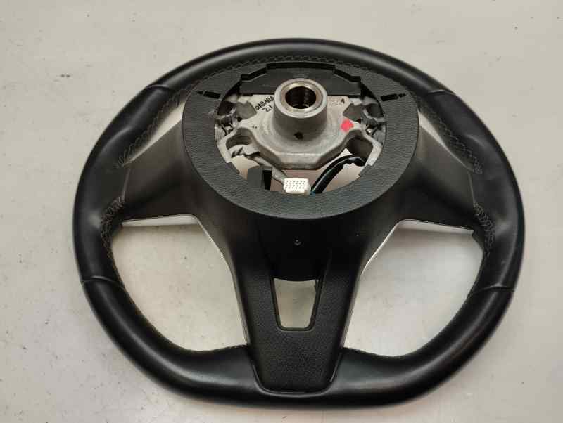 VOLANTE NISSAN QASHQAI 1.3 MT 158CV | 116KW