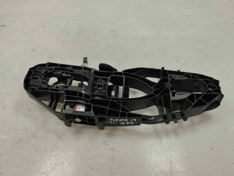 SOPORTE MANETA EXTERIOR PUERTA TRASERA IZQUIERDA FORD FIESTA 1.0 ECOBOOST MT 100CV | 74KW