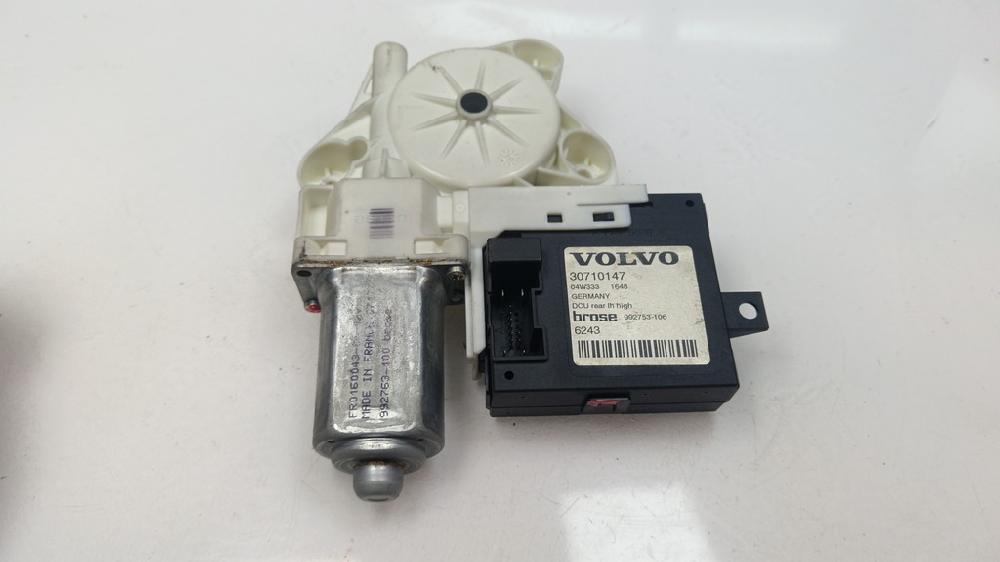 MOTOR ELEVALUNAS TRASERO IZQUIERDO VOLVO S40 2.0 MT 136CV | 100KW
