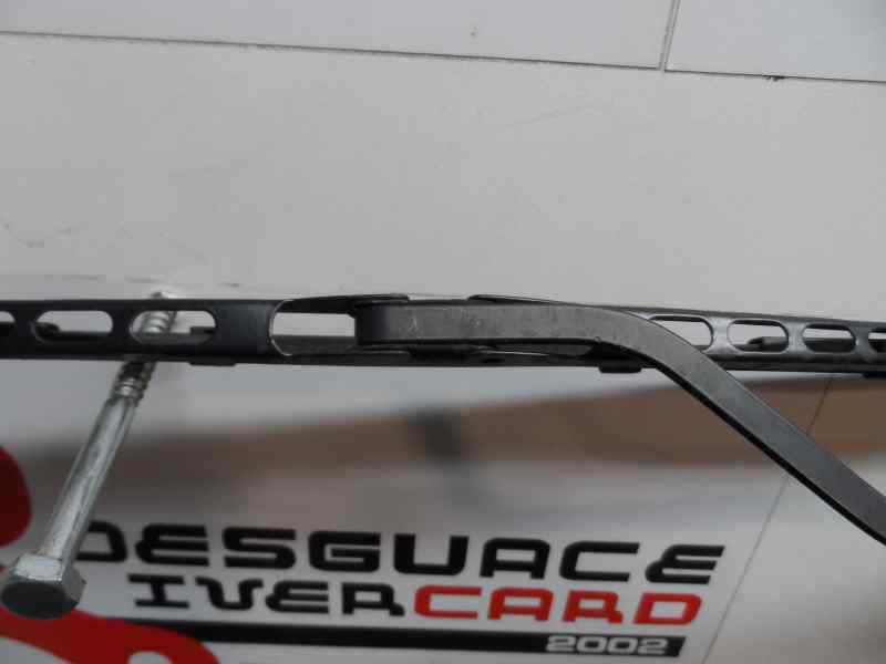 BRAZO LIMPIA DELANTERO IZQUIERDO SUZUKI SWIFT 2009 1.3 MT 70CV | 51KW