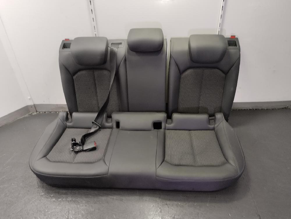 JUEGO ASIENTOS COMPLETO AUDI A3 1.5 MT 150CV | 110KW