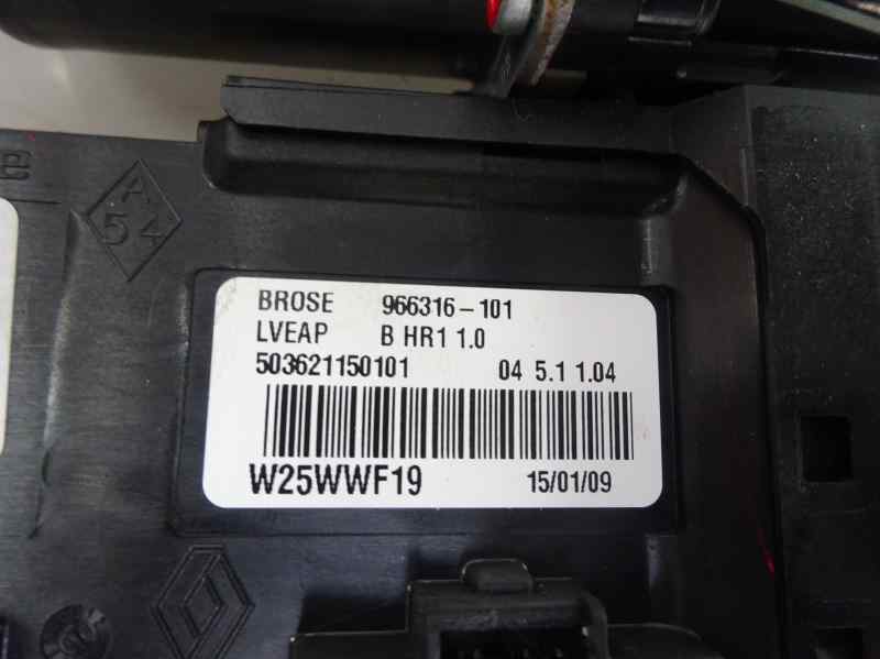 MOTOR ELEVALUNAS DELANTERO IZQUIERDO RENAULT MEGANE 2009 1.5 DCI MT 106CV