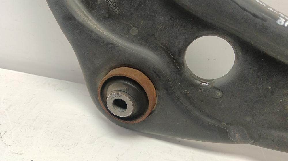 BRAZO SUSPENSION INFERIOR DELANTERO DERECHO NISSAN QASHQAI 1.3 MT 140CV