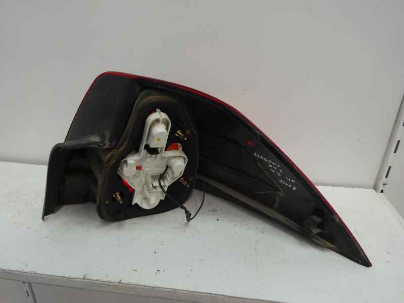 PILOTO TRASERO IZQUIERDO RENAULT MEGANE 2004 1.5 DCI MT 101CV
