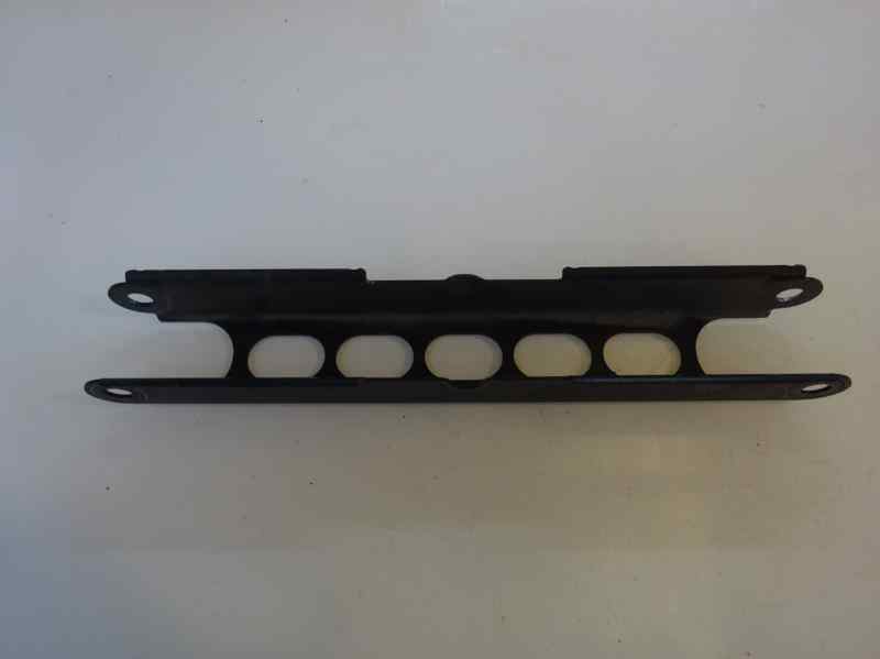 BRAZO SUSPENSION INFERIOR TRASERO IZQUIERDO BMW SERIE 3 2.0 320D MT 163CV