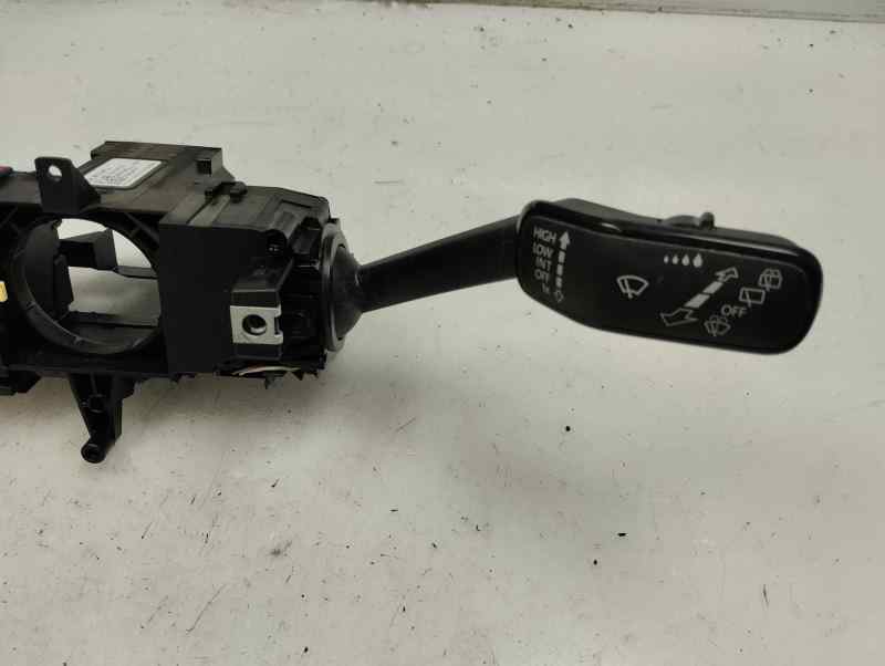MANDO MULTIFUNCION SEAT ARONA 1.0 AMT 110CV | 81KW